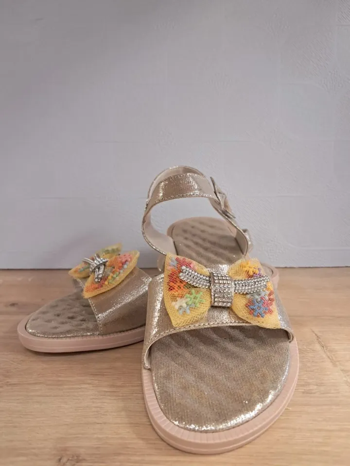 Kız Çocuk Tül Fiyonk Detaylı Sandalet