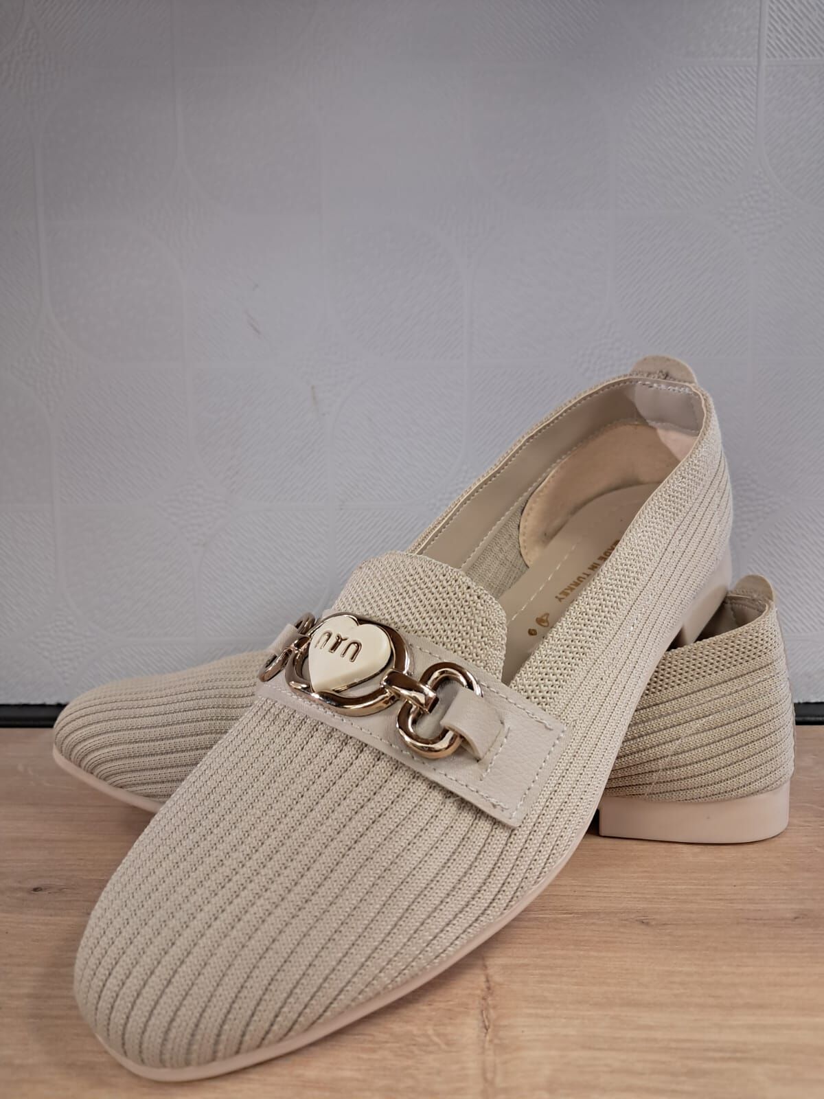 Kadın Bej Rengi Tokalı Triko Ayakkabı (Shoes)