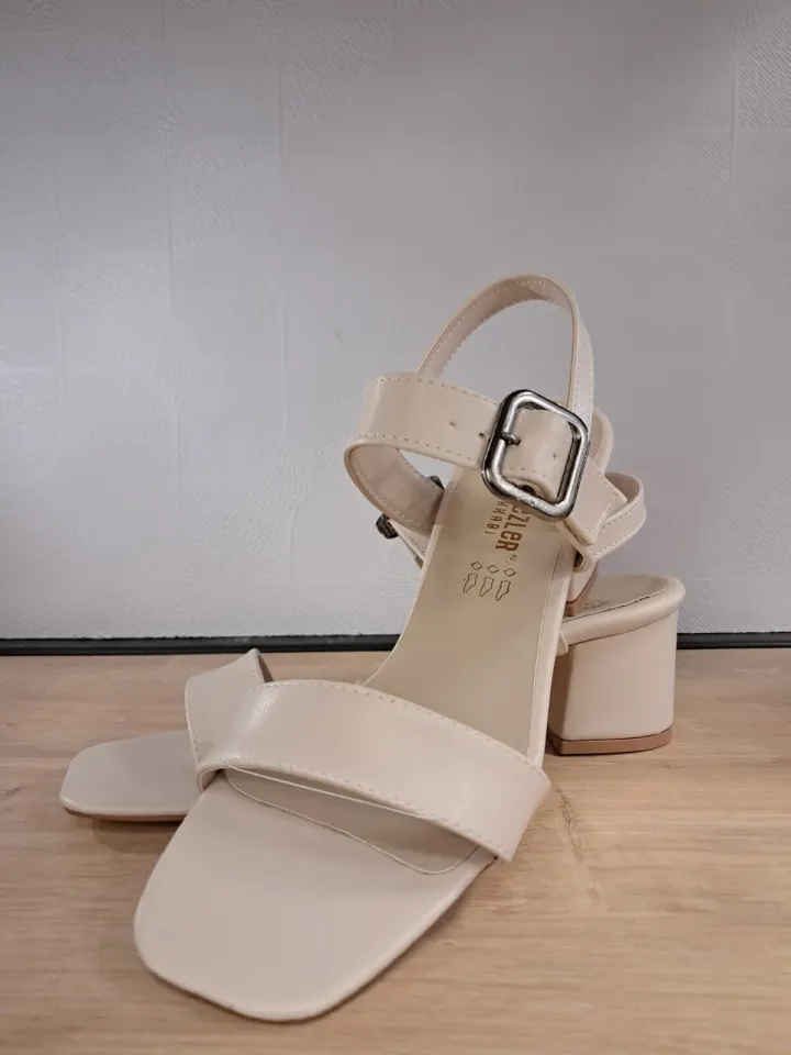 Kadın Tek Bantlı Kalın Topuklu Klasik Ayakkabı