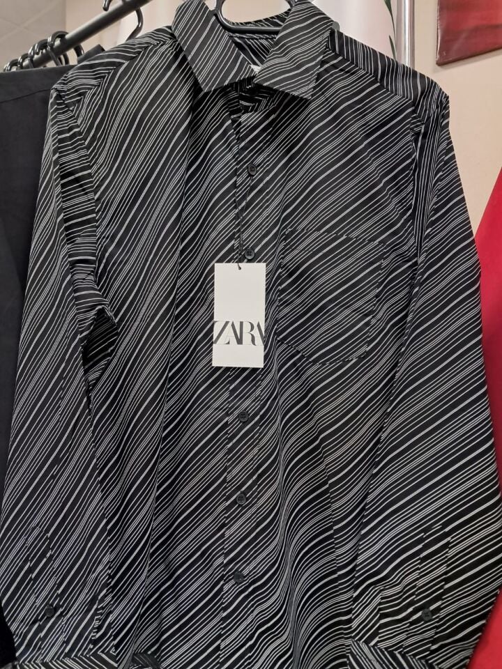 Zara Erkek Çizgili Gömlek